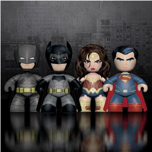 [FIG]バットマン&スーパーマン&ワンダーウーマン&メックスーツ・バットマン 「バットマン VS スーパーマン ジャスティスの誕生」 2インチ メズイッツ ミニ メズコトイズ