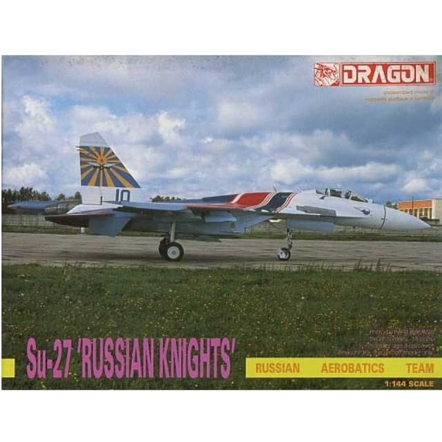 [PTM]1/144 Su-27 ’RUSSIAN KNIGHTS’ RUSSIAN AEROBATICS TEAM 「AIR SUPERIORITY SERIES」 [4557] ドラゴン(DRAGON) プラモデル