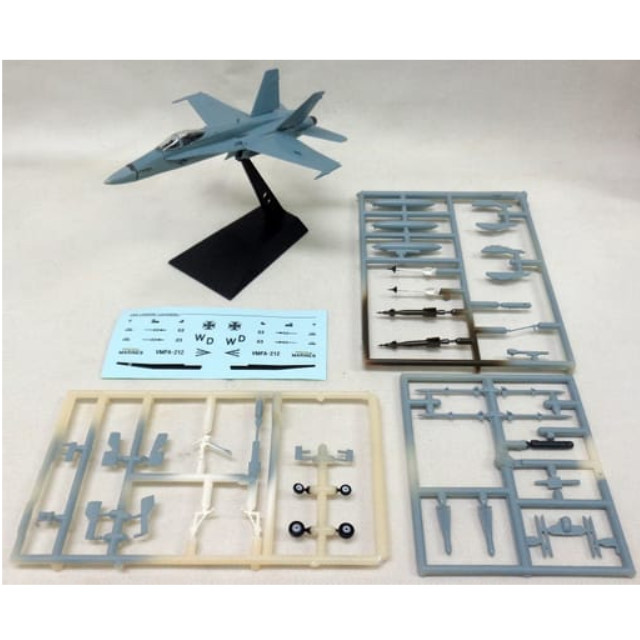 [PTM]1/144 F/A18-C HORNET VMFA-212 LANCERS 2008’(Low Visibility) 「ミリタリーエアクラフトシリーズ Vol.4 PLUS 米海軍・海兵隊の名機たち」 カフェレオ プラモデル